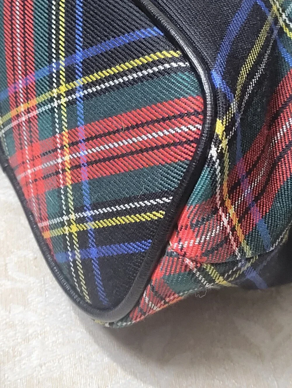 DOONEY  BOURKE SATCHEL EUC